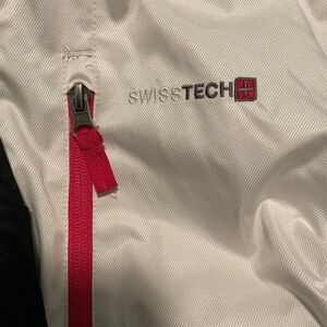 Swiss Tech Kids XL (14-16) Outdoor Ski Jacket Hoodie Winter Snow‎ Coat